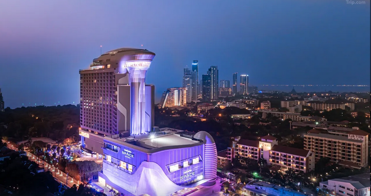 Pattaya - Hotelempfehlungen für zentral Pattaya, Naklua, Jomtien & die Beach Road 20 Grand Centre Point Aussenansicht