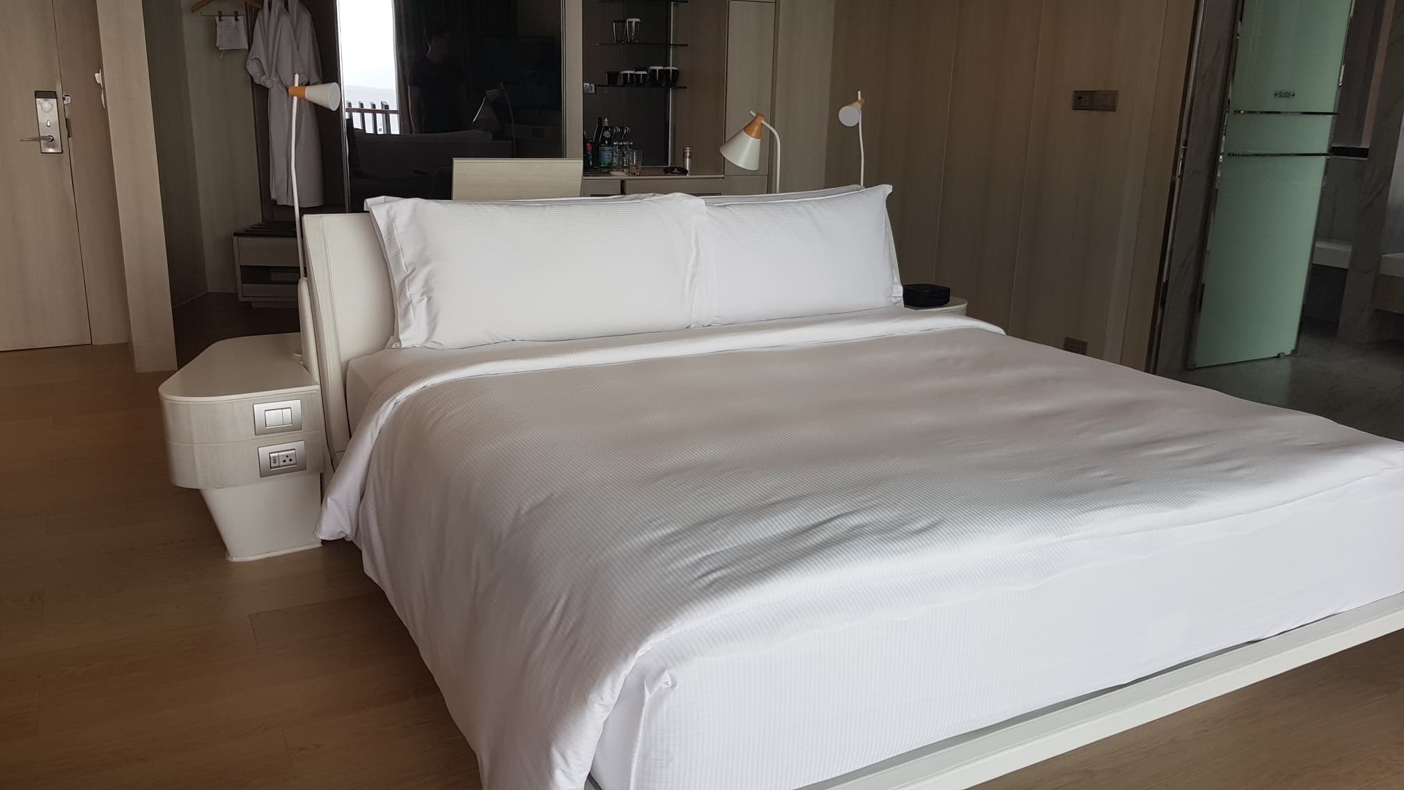 received 1276789309831395