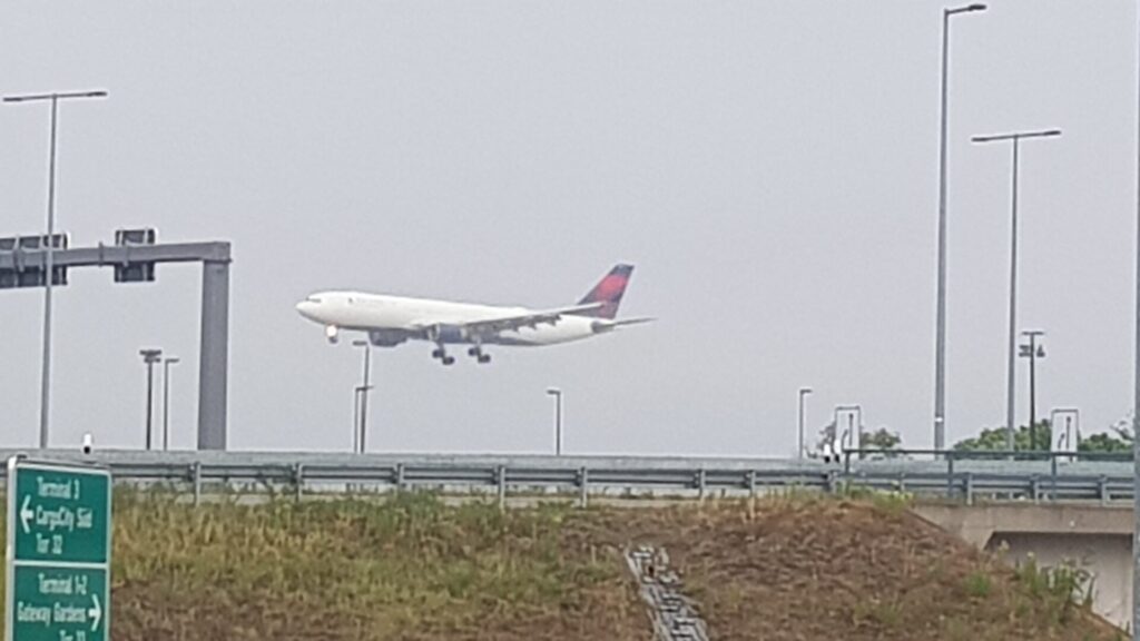 E-Book: Insider Tipps zum Fliegen ab dem Frankfurter Flughafen 3 20250528 080145